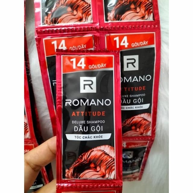 Dây dầu gội Romano 6g Đỏ  ( Thùng 70 dây giá 8,500)