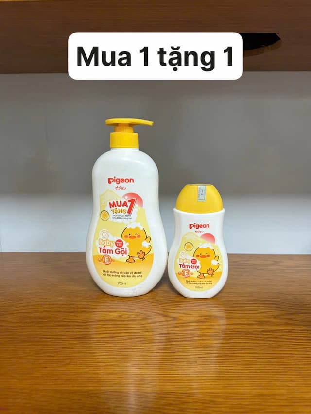 Tắm Gội Pigoen 700ml Tặng kèm 200ml Vàng 