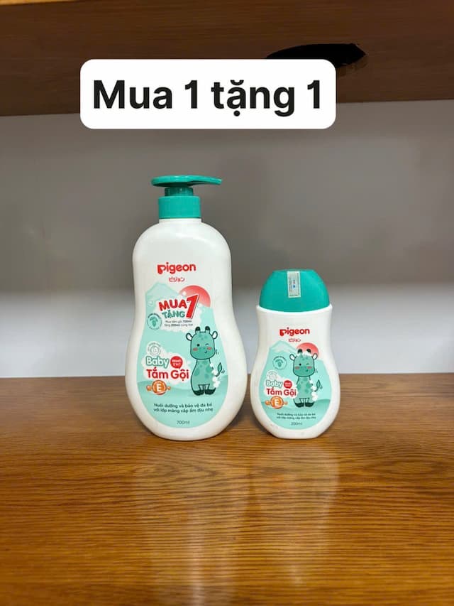 Tắm Gội Pigoen 700ml Tặng kèm 200ml Xanh