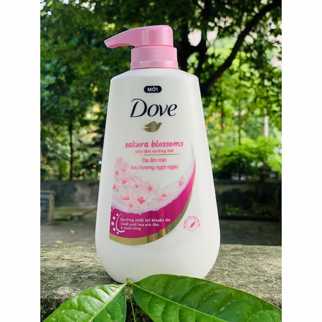 Sữa tắm Dove 500g Hoa Anh Đào 